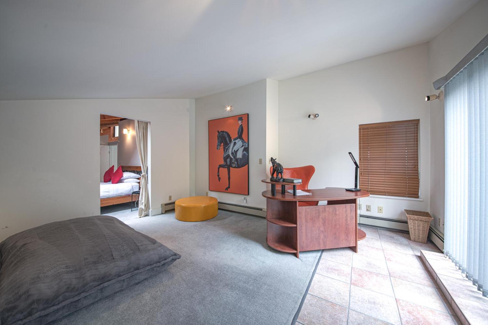 Cypress: Private Bedroom/Bathroom/Office, With Shared Pool, Hot Tub North Vancouver Ngoại thất bức ảnh