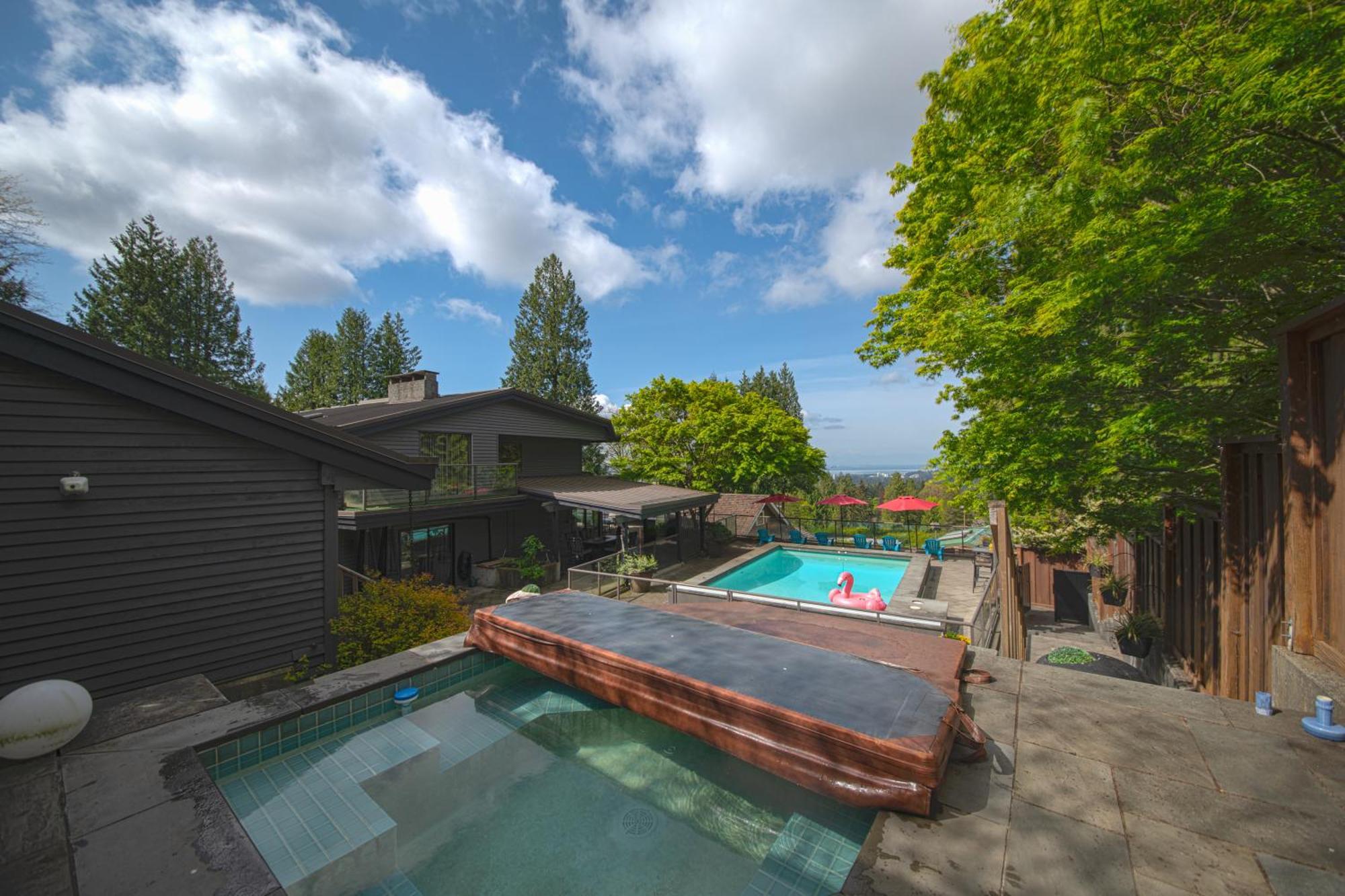 Cypress: Private Bedroom/Bathroom/Office, With Shared Pool, Hot Tub North Vancouver Ngoại thất bức ảnh